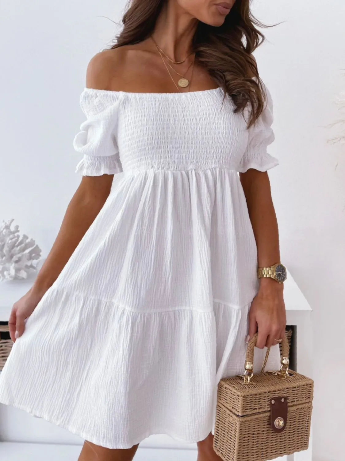 CD | Rochie mini cu umăr liber și smocked