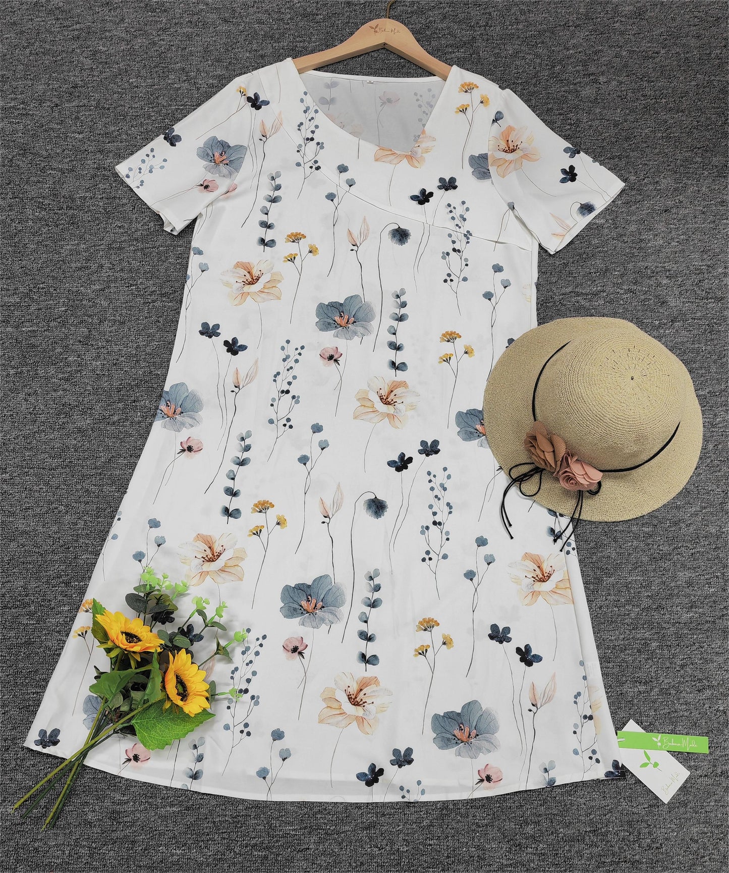 CD | Rochie generală confortabilă și elegantă