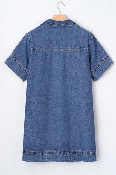 CD | Rochie mini din denim cu mânecă scurtă, guler și buzunare aplicate