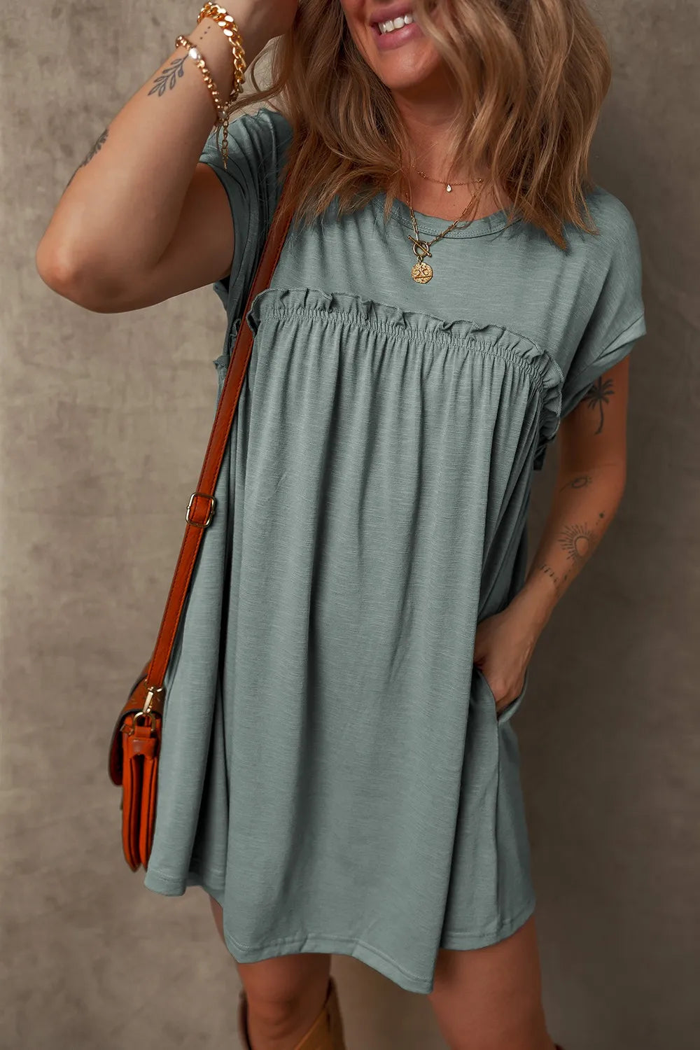 CD | Ruffled Gathered cusătură rotund gât rochie tricou