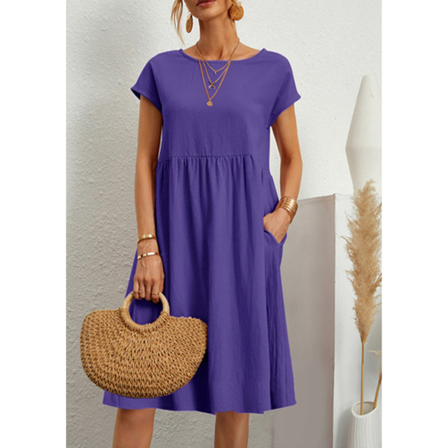 CD | Rochie midi la modă fără timp