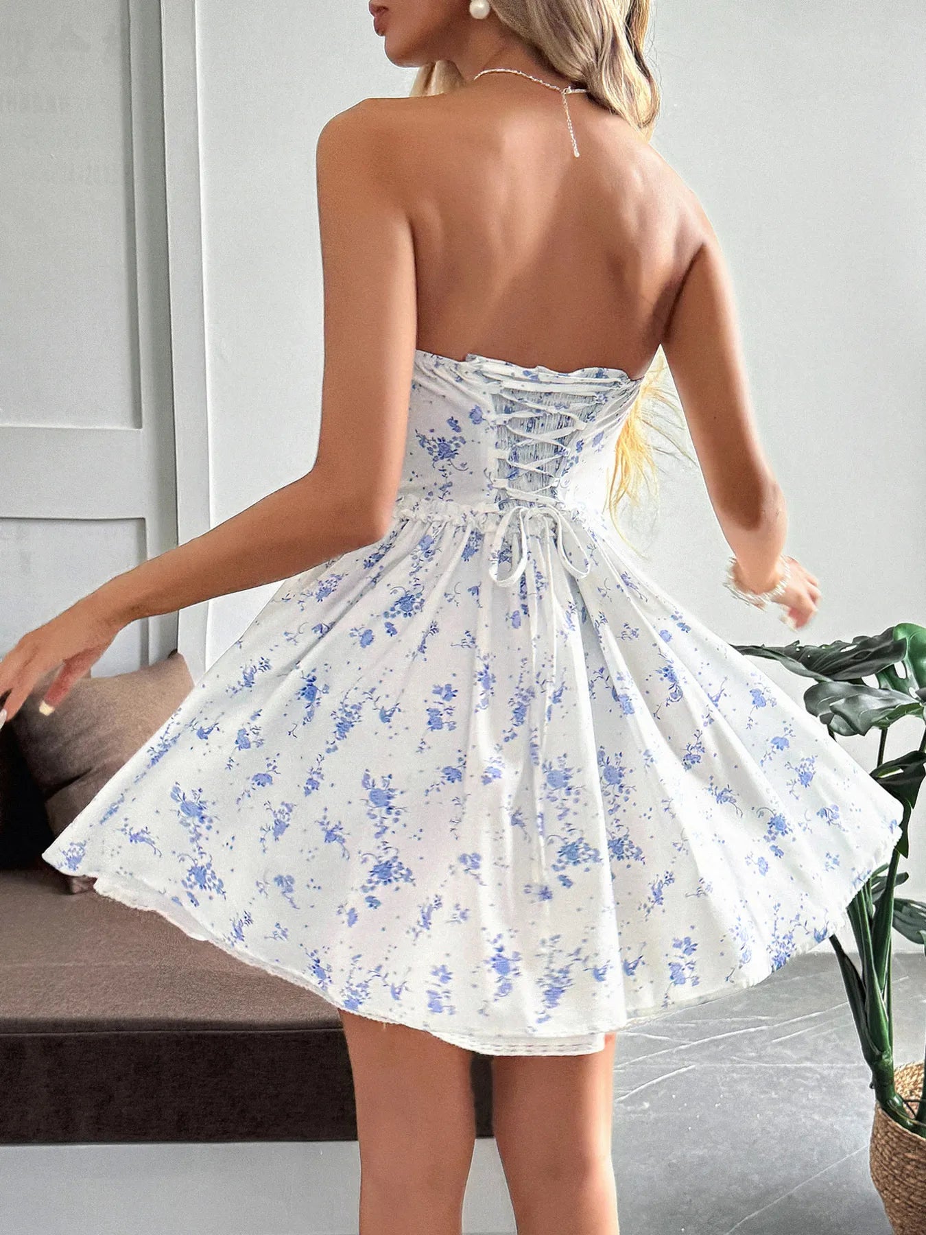 CD | Dantelă până spate fără bretele florale mini rochie