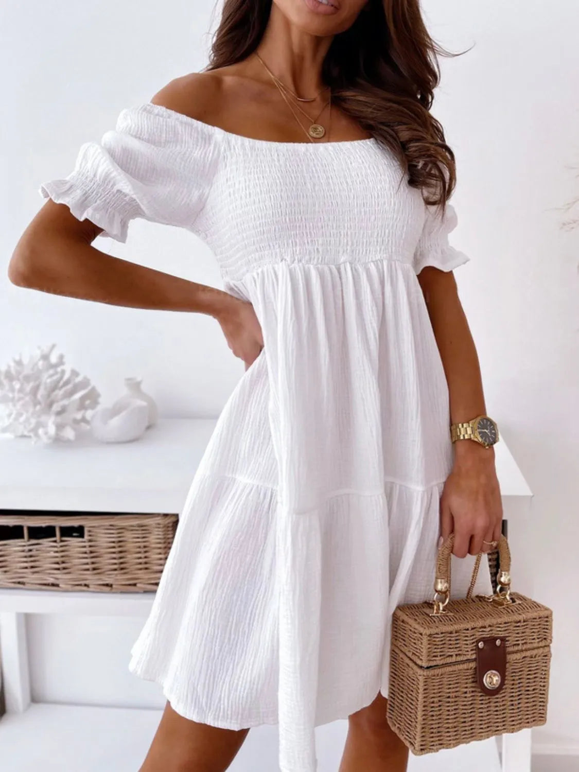 CD | Rochie mini cu umăr liber și smocked