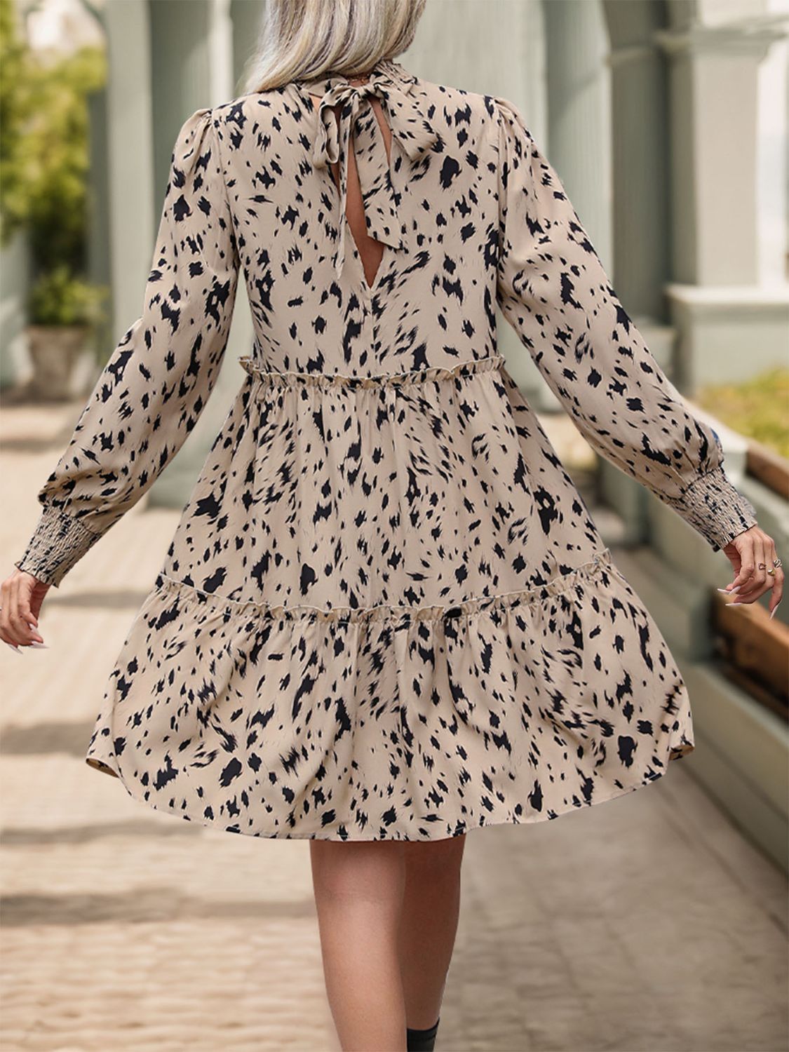 CD | rochie mini cu mâneci lungi, imprimată cu volane, cu decolteu rotund