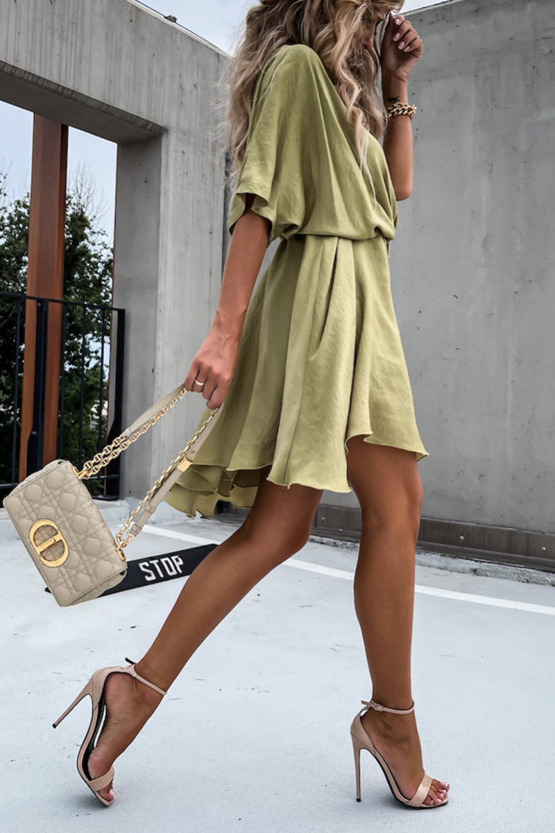 CD | Rochie mini batwing cu decolteu în V