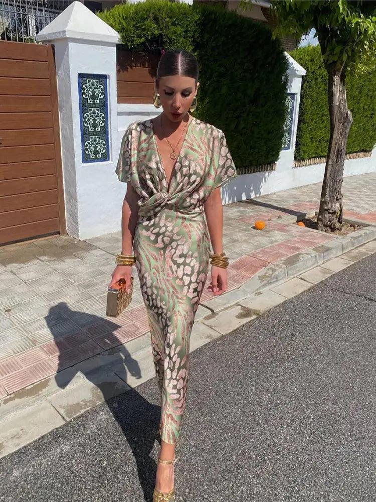 CD | Rochie midi elegantă cu model floral pentru femei - decolteu în V, mâneci scurte, plisată