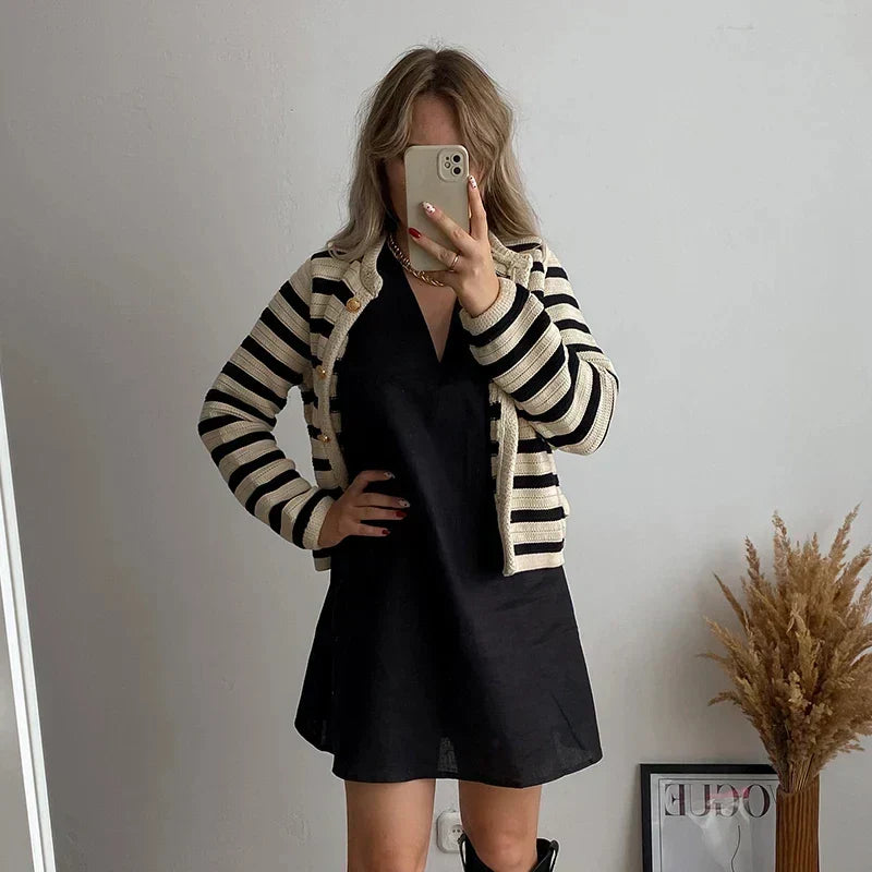 CD | Rochie elegantă și aerisită