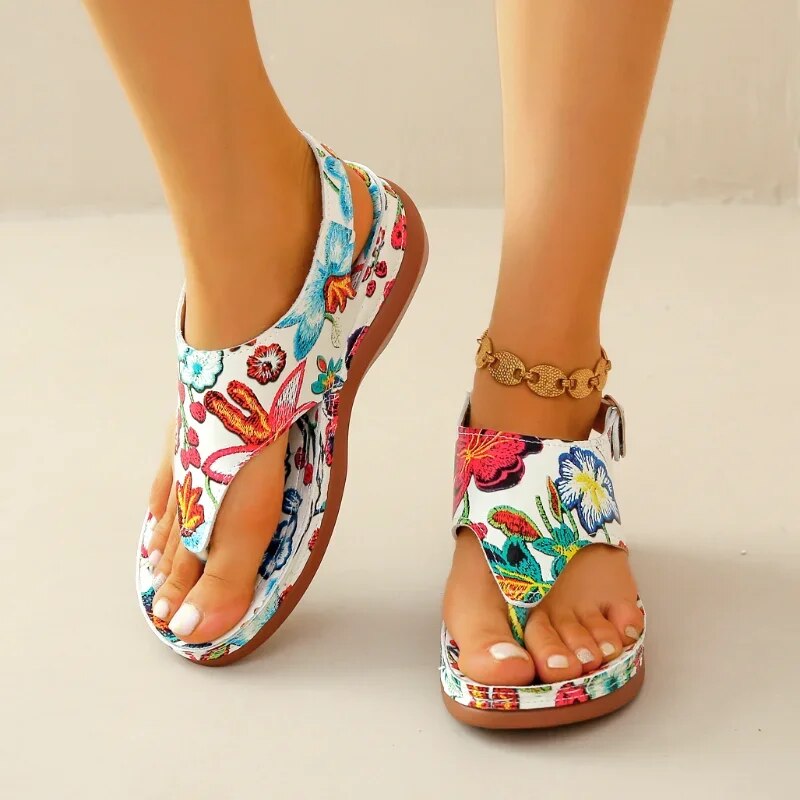 CD | Sandale boho cu model floral și curea la vârf