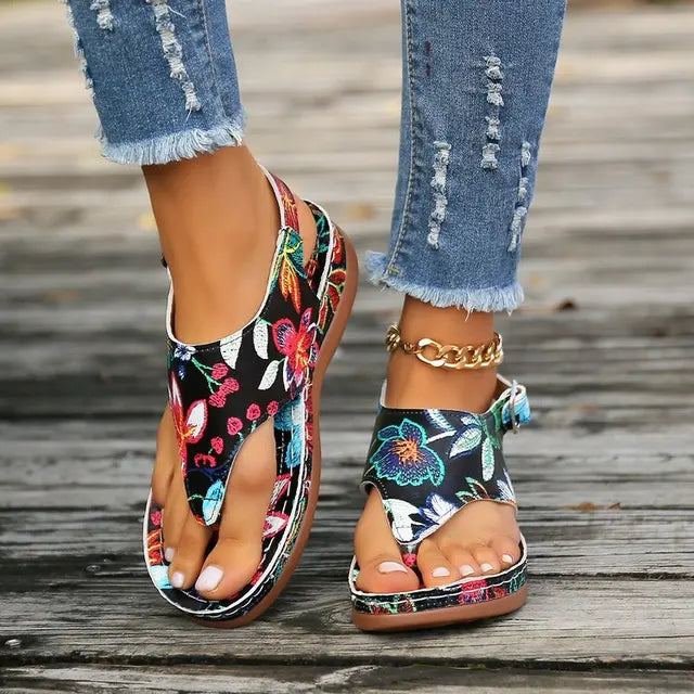 CD | Sandale boho cu model floral și curea la vârf