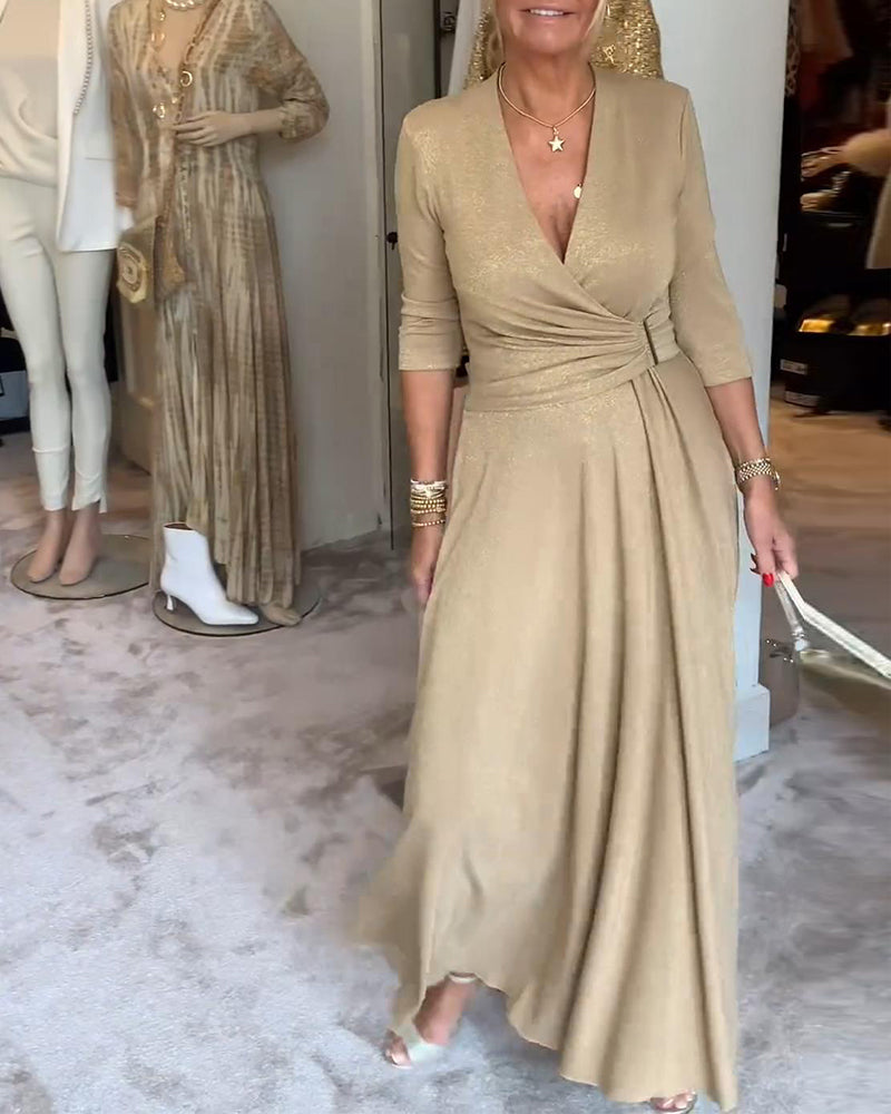 CD | Rochie monocromă elegantă cu decolteu în V și mâneci trei sferturi