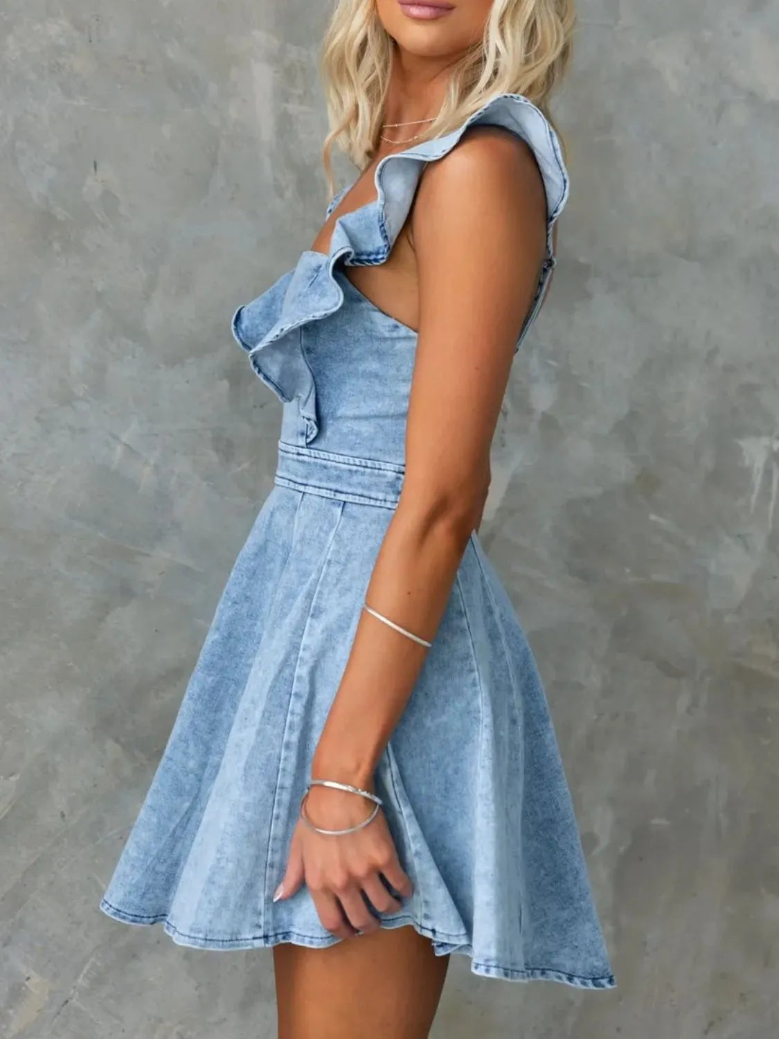 CD | Rochie mini din denim încrețită cu decolteu pătrat