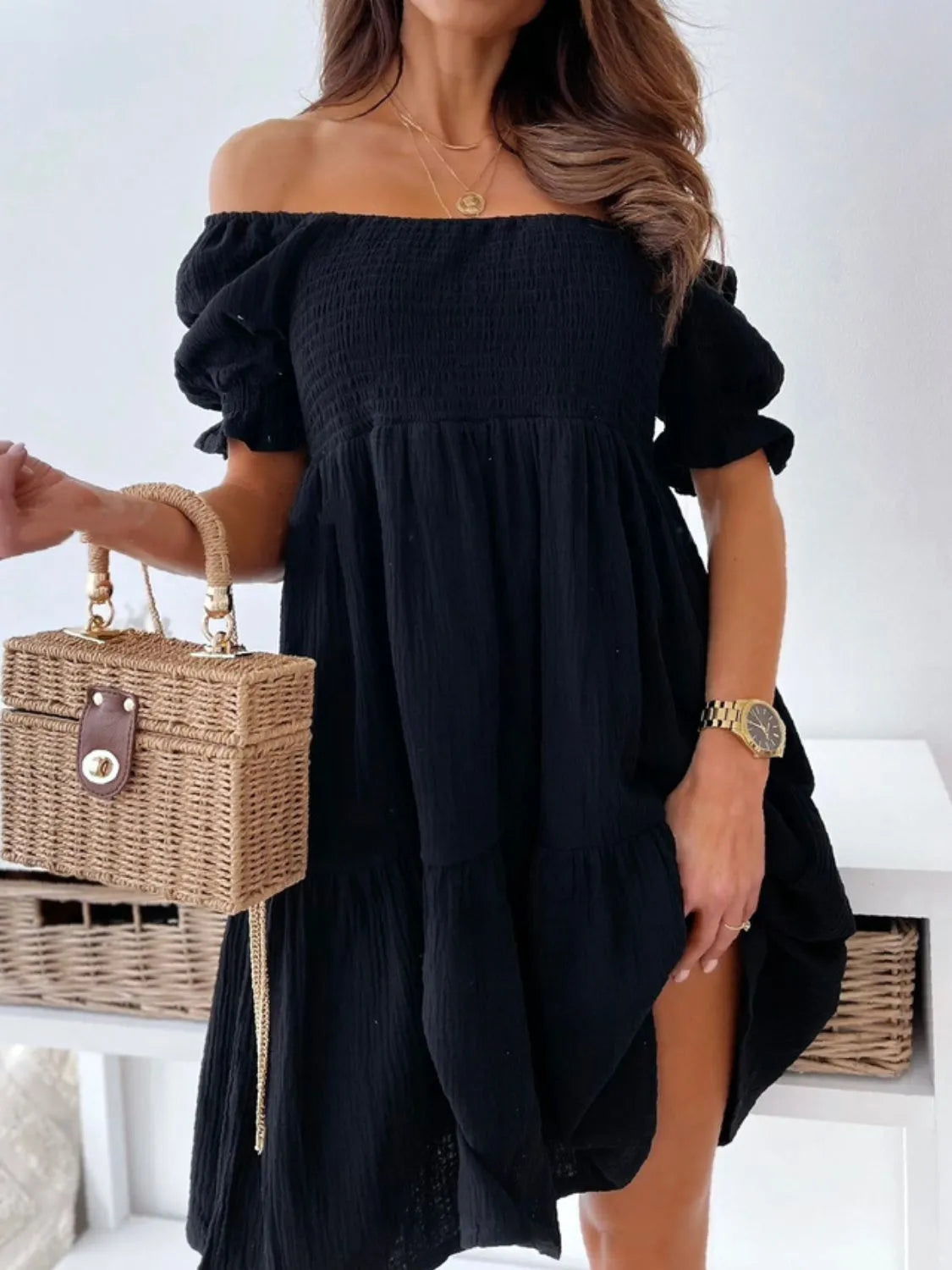 CD | Rochie mini cu umăr liber și smocked