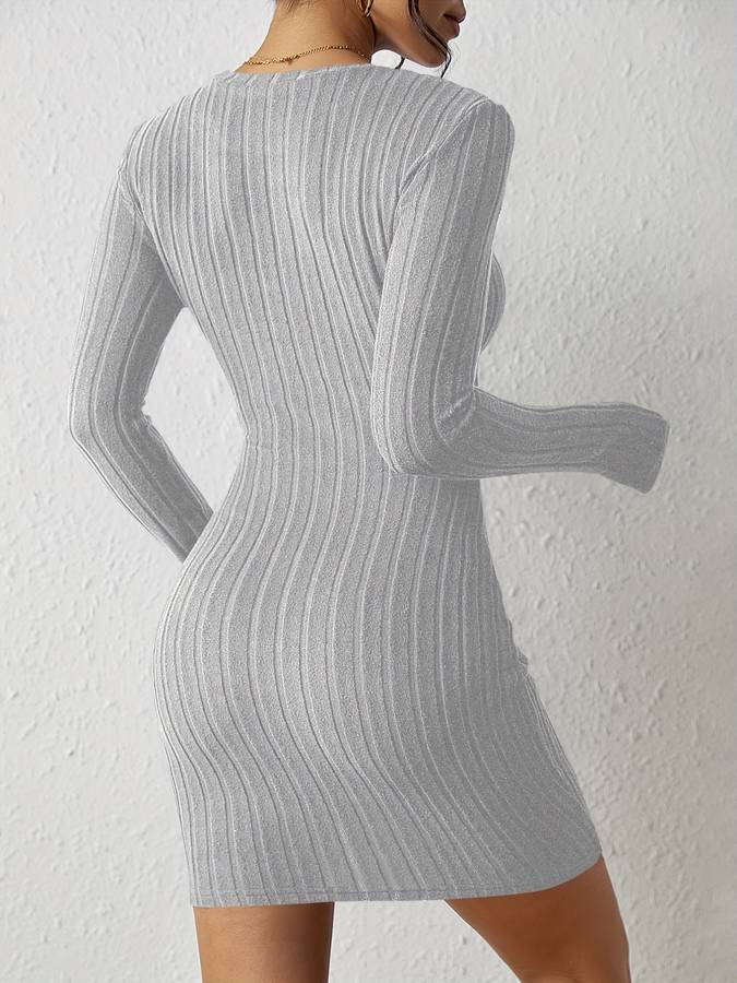 CD | Rochie la modă și minimalistă