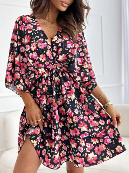 CD | Rochie mini cu volane și decolteu în V cu imprimeu floral