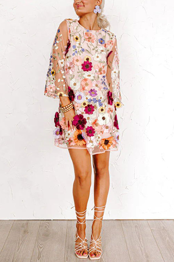 CD | Dahlia Dreaming brodate florale Appliqué jumătate maneca Mini rochie