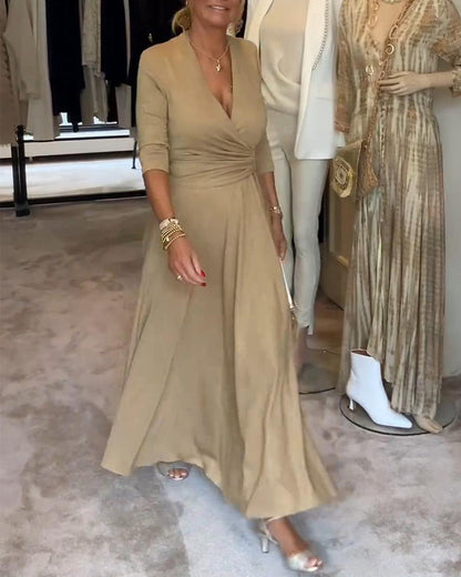 CD | Rochie monocromă elegantă cu decolteu în V și mâneci trei sferturi