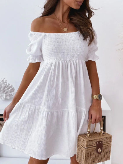 CD | Rochie mini cu umăr liber și smocked
