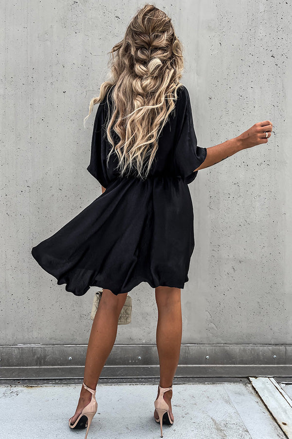 CD | Rochie mini din satin cu mâneci batwing