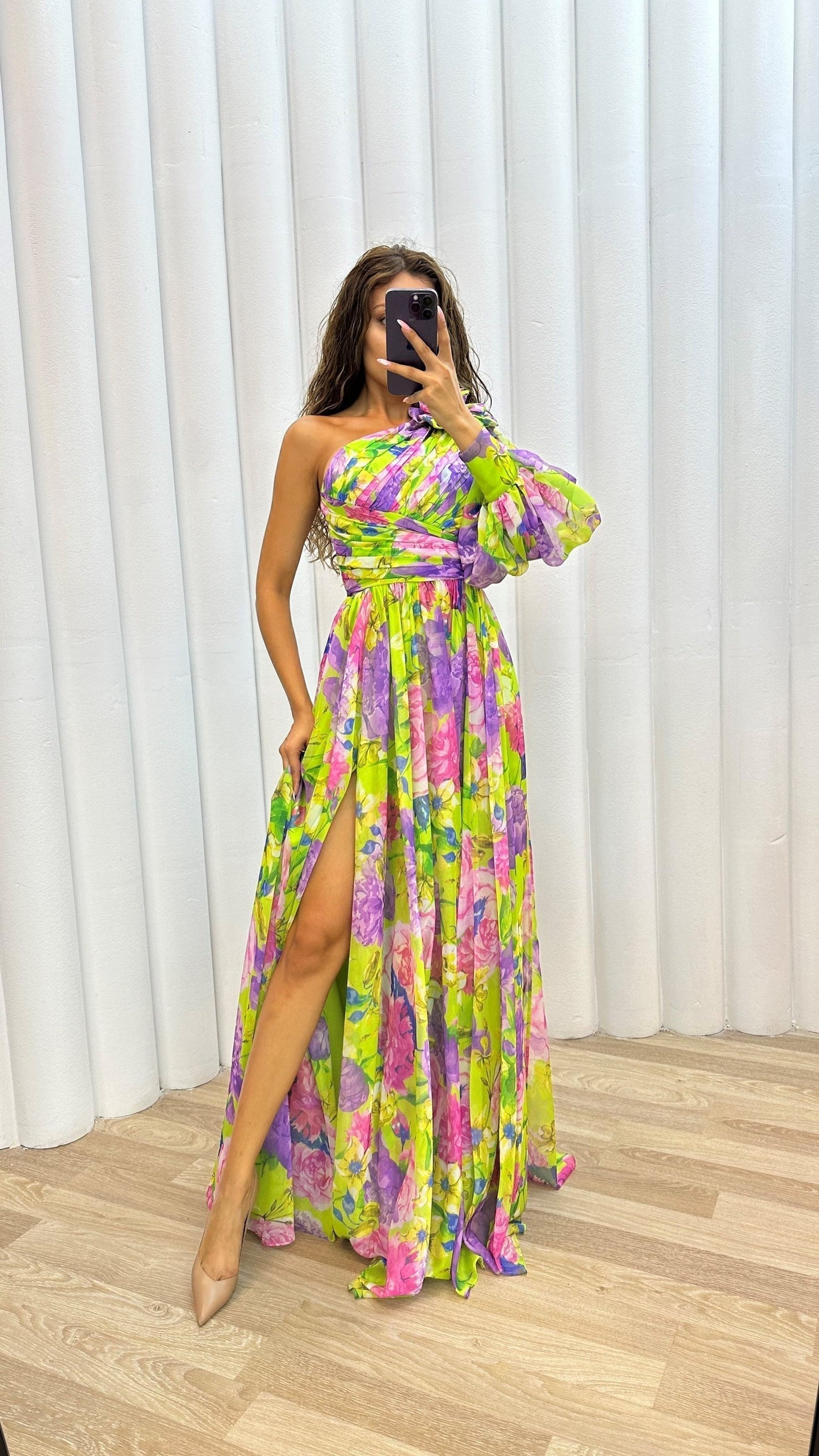 CD | Rochie elegantă cu umeri care curg pentru evenimente de vară