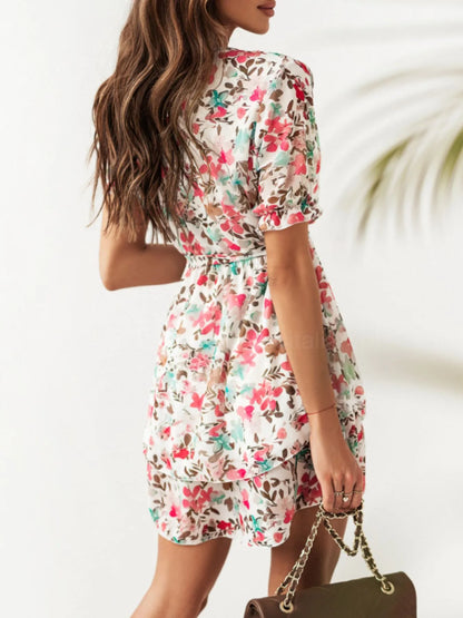 CD | Mini rochie florală multietajată cu tiv cu volane