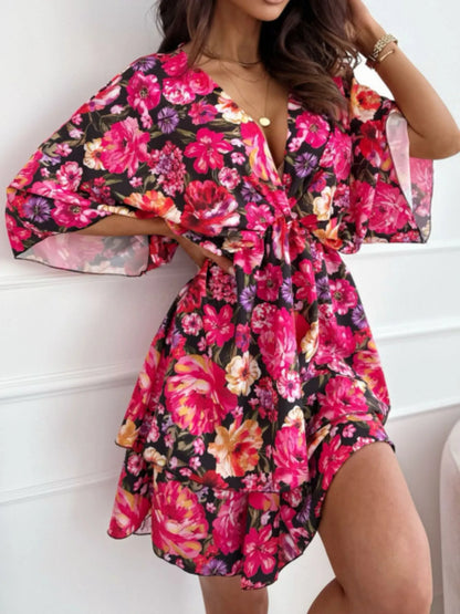 CD | Rochie mini cu volane și decolteu în V cu imprimeu floral