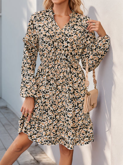 CD | Perfee Rochie mini imprimată cu mânecă lungă și decolteu cu cravată
