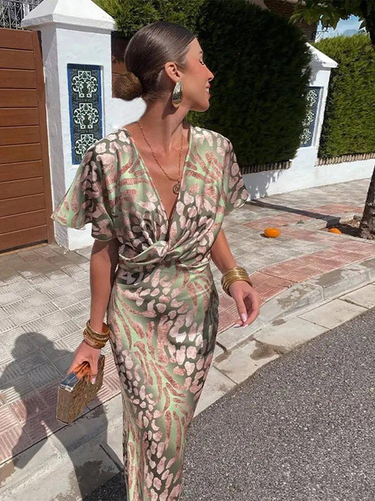 CD | Rochie midi elegantă cu model floral pentru femei - decolteu în V, mâneci scurte, plisată
