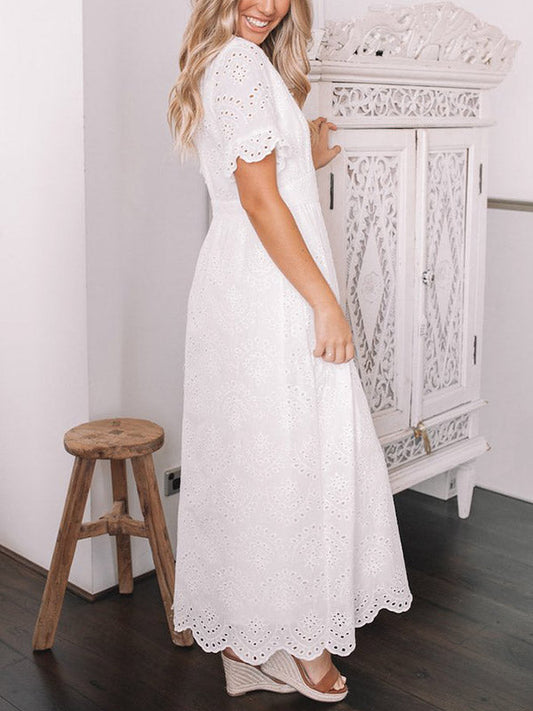 CD | Rochie midi cu broderie eyelet și croială cu nasturi