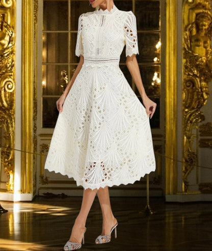 CD | Rochie midi din dantelă cu decolteu rotund flatant