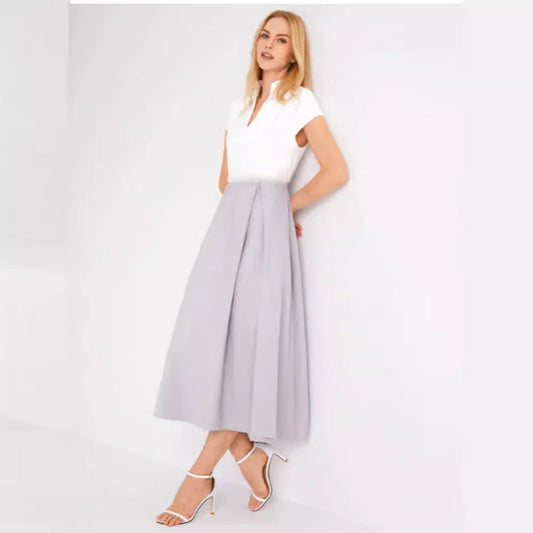 CD | Rochie midi pentru femei - decolteu în V - croială A-line - fustă plisată - mâneci scurte - talie ajustată