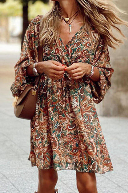 CD | Rochie mini cu decolteu floral în V