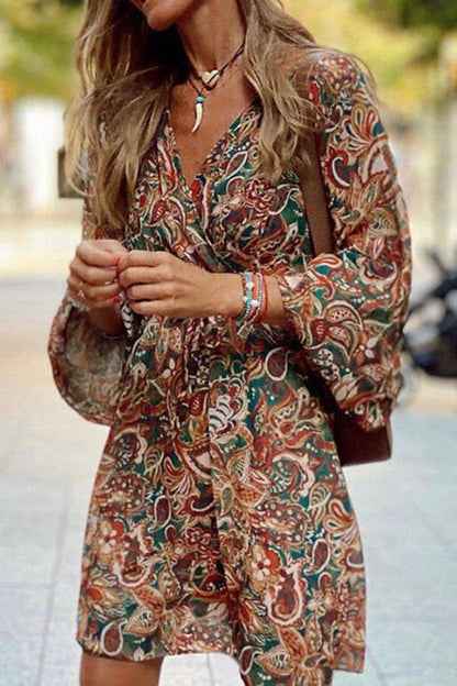 CD | Rochie mini cu decolteu floral în V