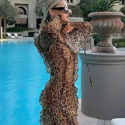 CD | Rochie lungă cu imprimeu leopard, volane și crăpătură înaltă