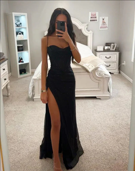 CD | Rochie elegantă cu tăietură