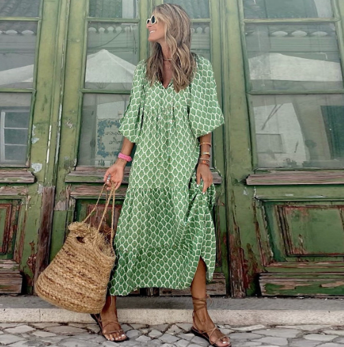 CD | Rochie midi elegantă cu model floral pentru un stil fără efort