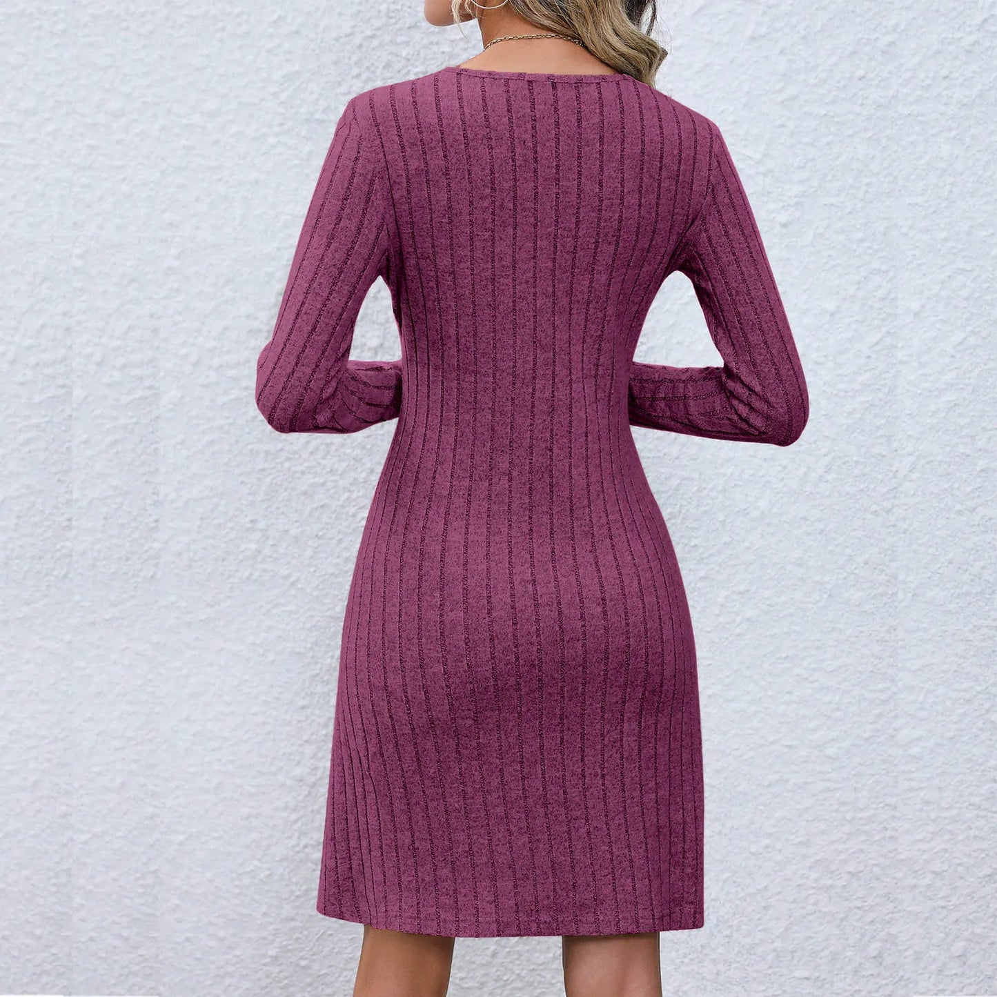 CD | Rochie midi chic cu decolteu în V și talie cu nasturi, mâneci lungi, monocolor