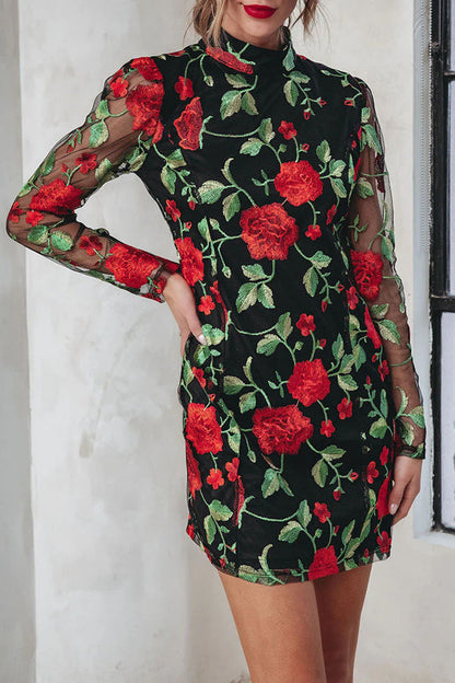 CD | Mini rochie brodată din plasă florală