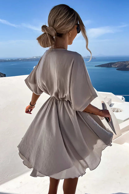 CD | Rochie mini din satin cu mâneci batwing