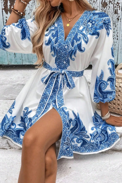 CD | Rochie mini cu mâneci 3/4 cu decolteu în V Paisley