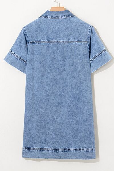 CD | Rochie mini din denim cu mânecă scurtă, guler și buzunare aplicate