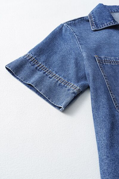 CD | Rochie mini din denim cu mânecă scurtă, guler și buzunare aplicate
