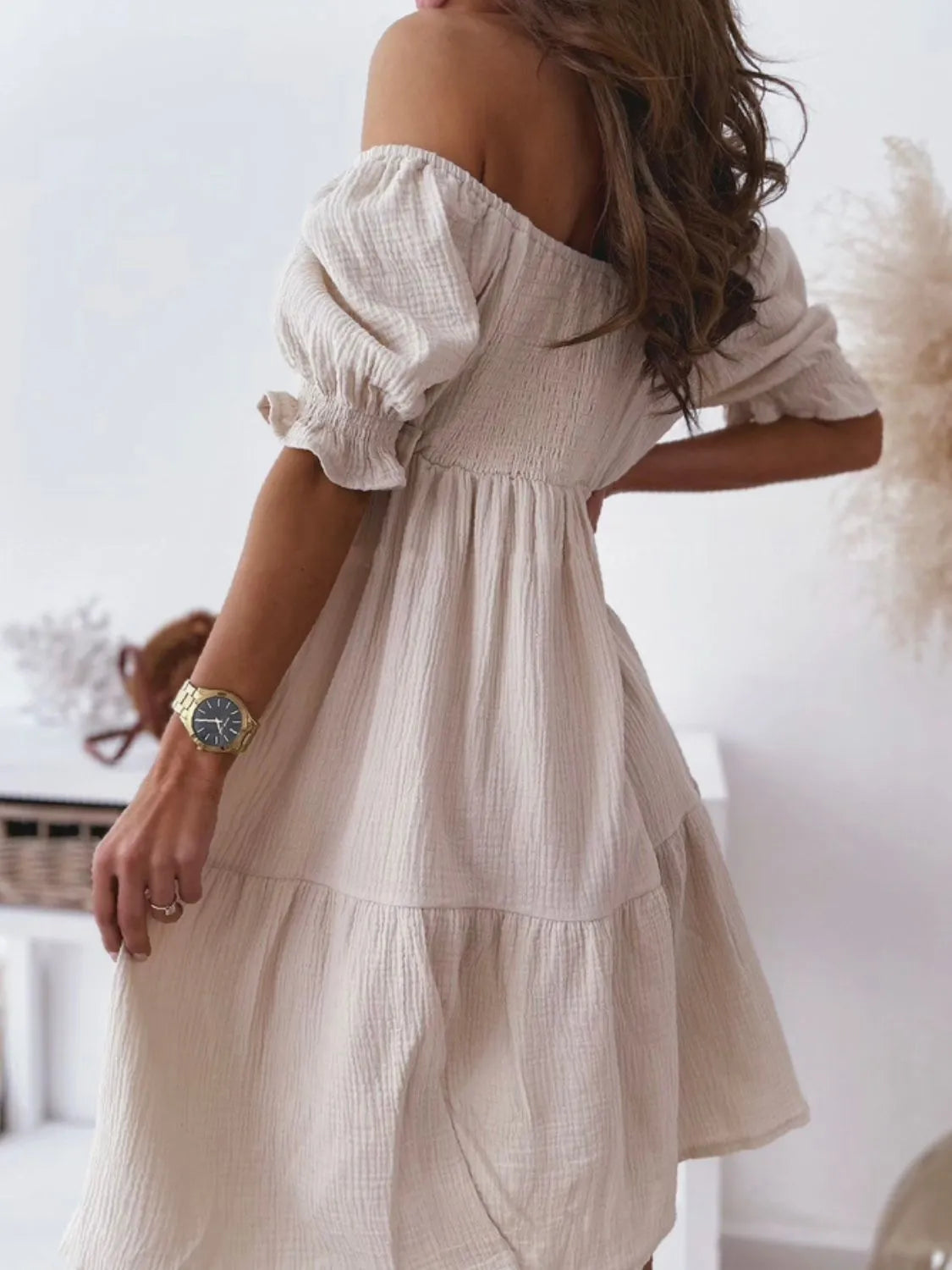 CD | Rochie mini cu umăr liber și smocked
