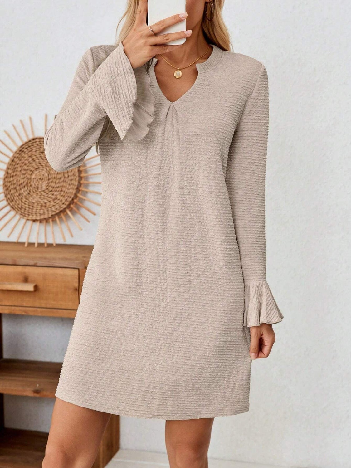 CD | Rochie mini crestată cu mâneci evazate