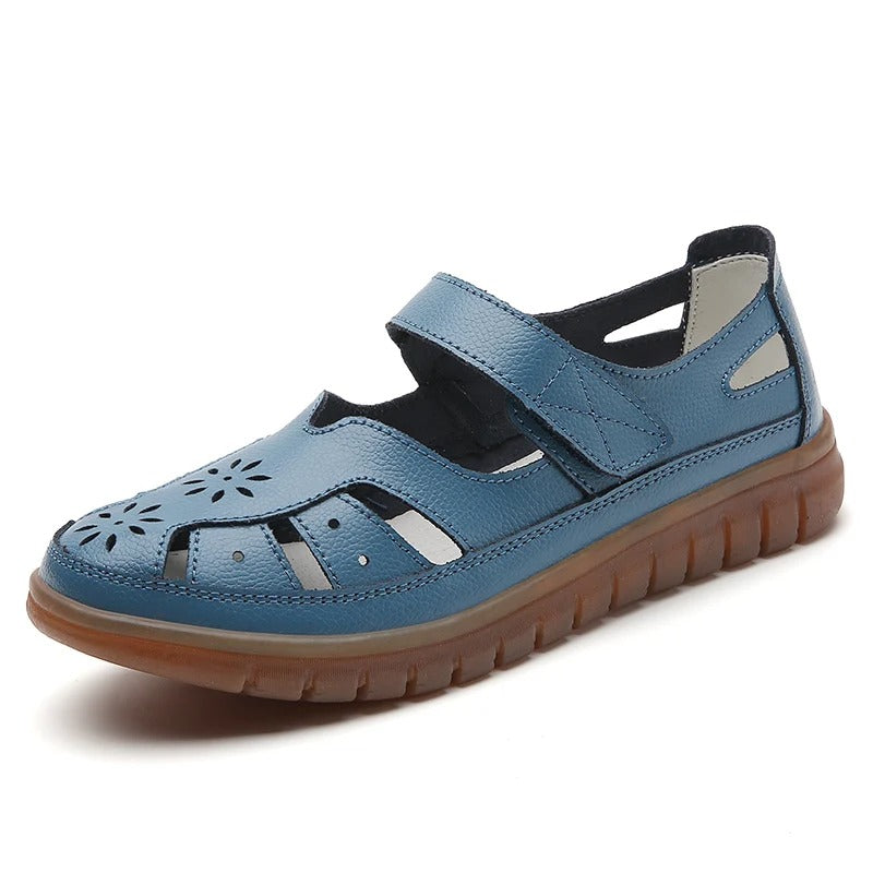 CD | Pantofi casual cu model floral perforat