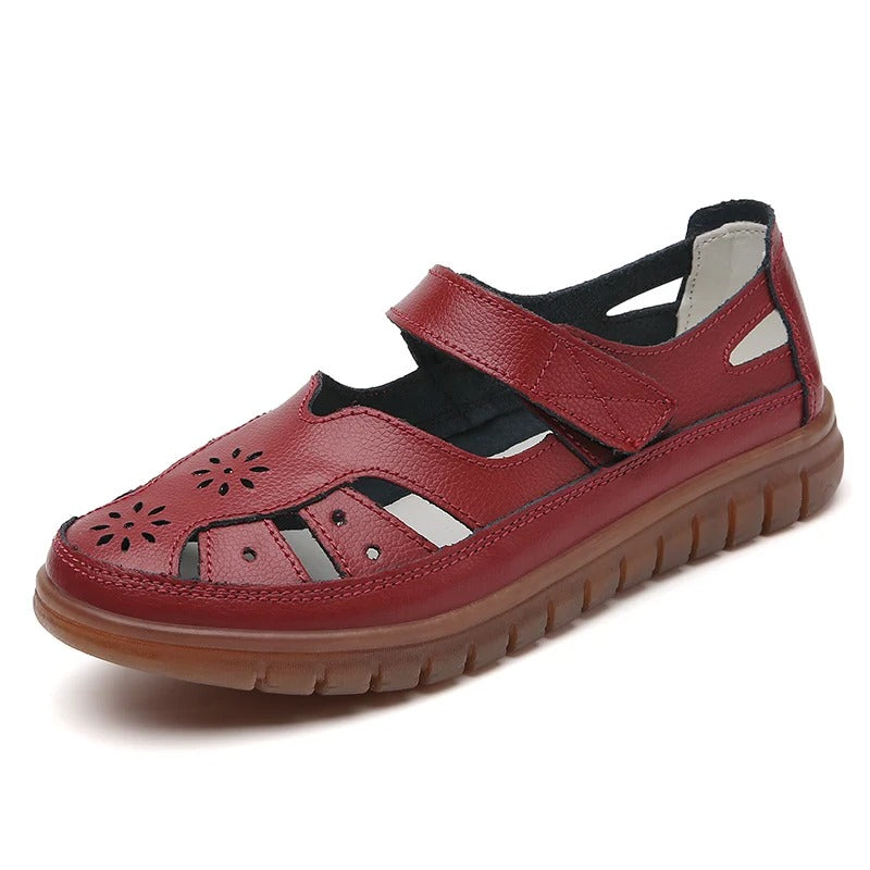 CD | Pantofi casual cu model floral perforat